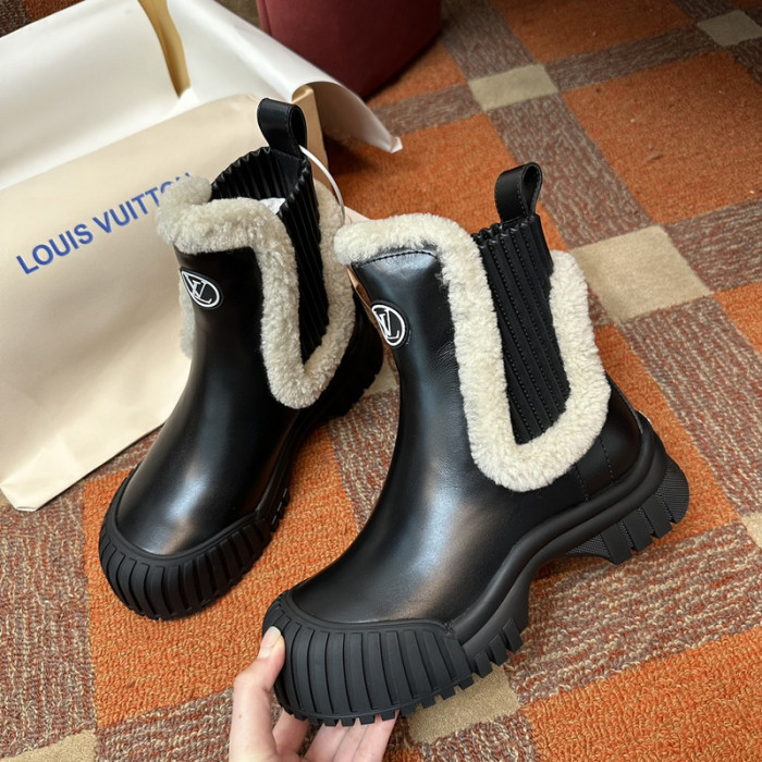 LV snekaers 118