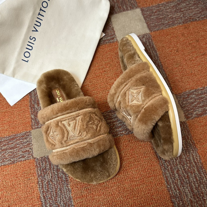 L&V sandal 42