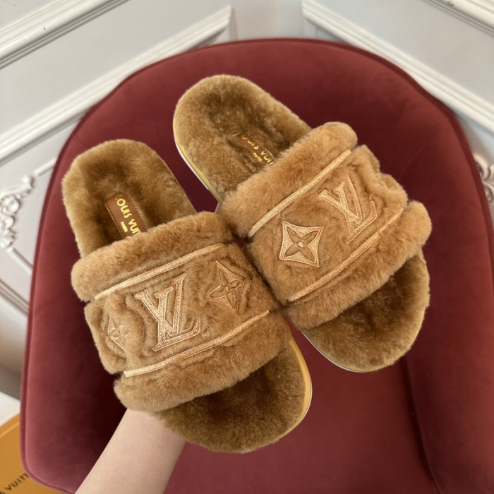 L&V sandal 42