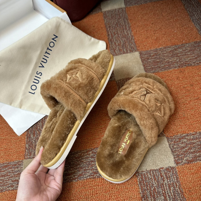 L&V sandal 42
