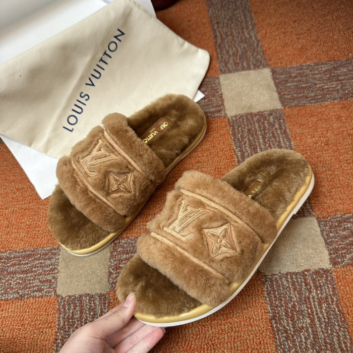 L&V sandal 42