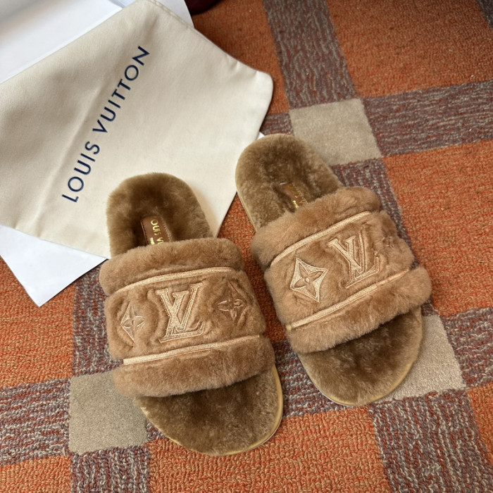 L&V sandal 42