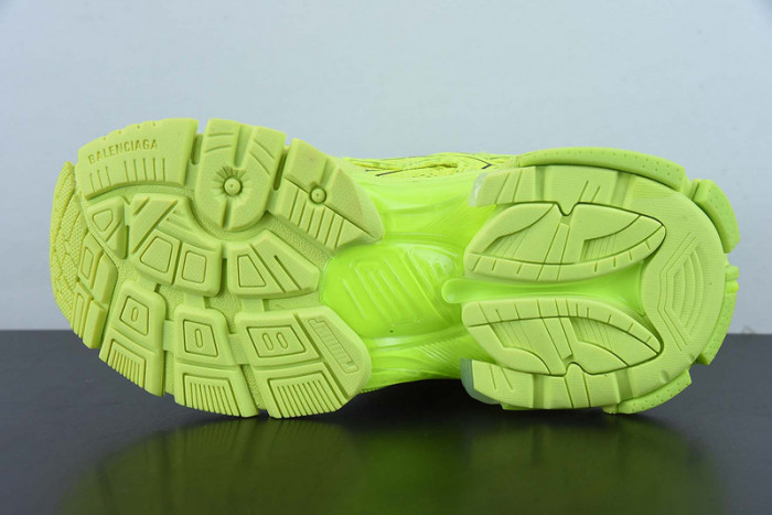 SNEAKER RUNNER 07