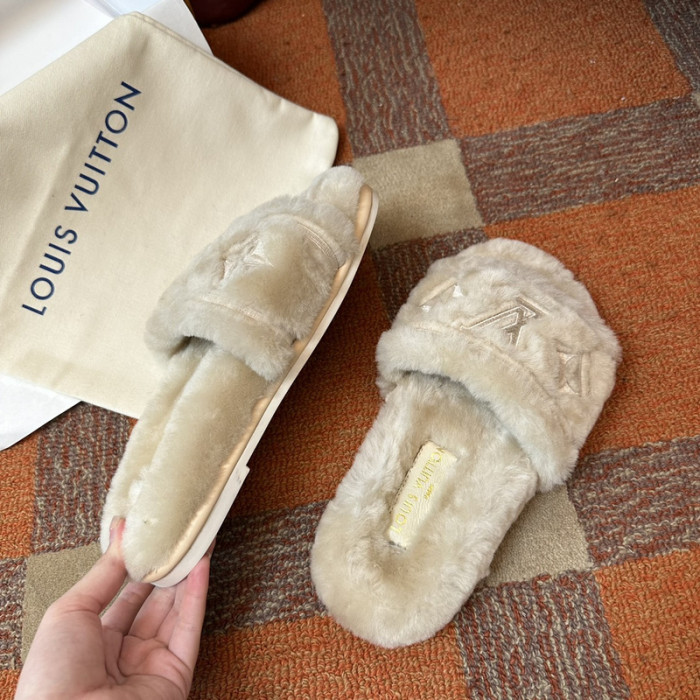 L&V sandal 40