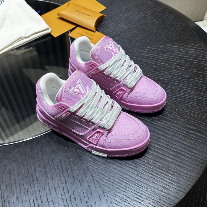 LV snekaers 145