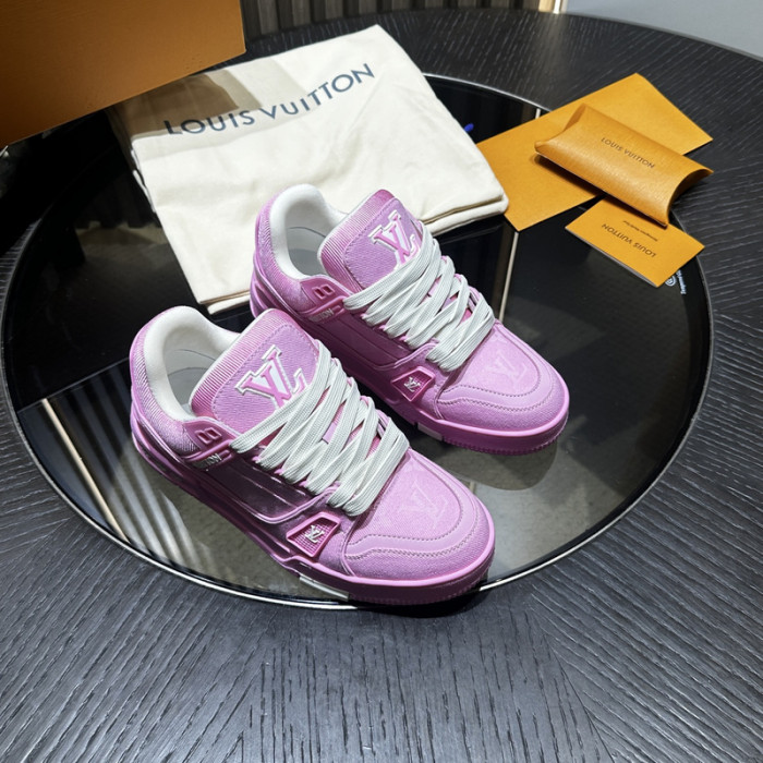 LV snekaers 145