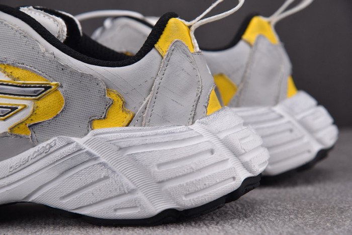 BALENCIAGA OTHERS 02