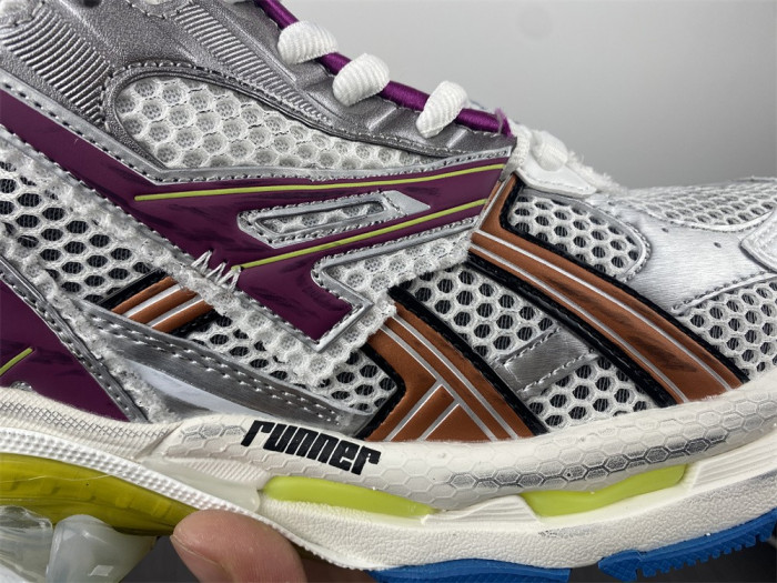 SNEAKER RUNNER 001