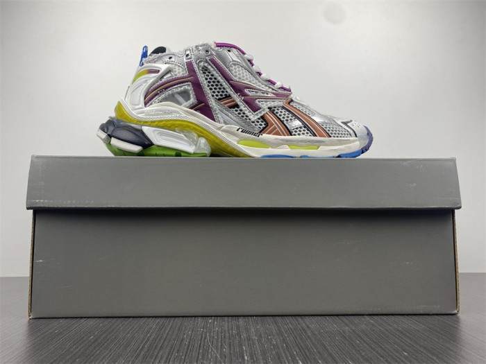 SNEAKER RUNNER 001