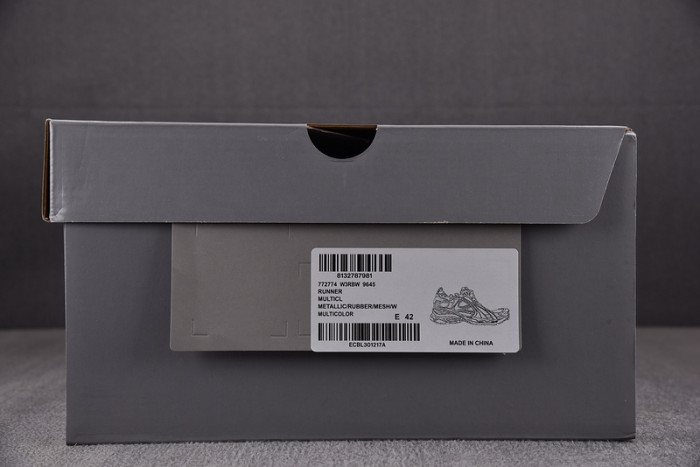 BALENCIAGA 31