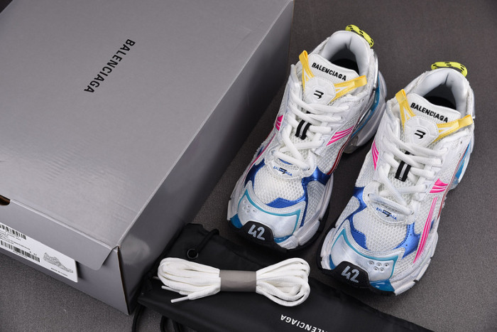 BALENCIAGA 31