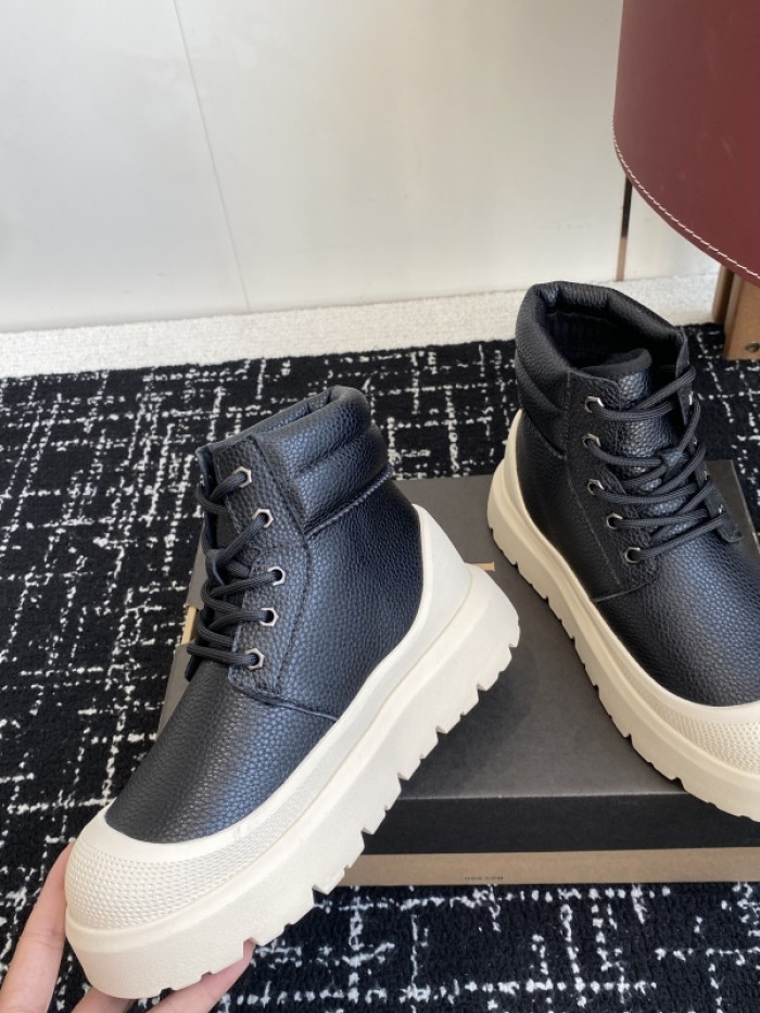 UGG-11