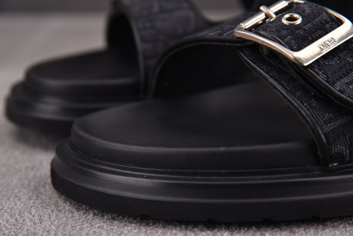 DIOR SANDAL 02