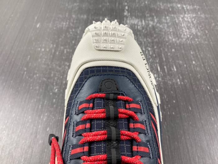 MONCLER SNEAKER 08
