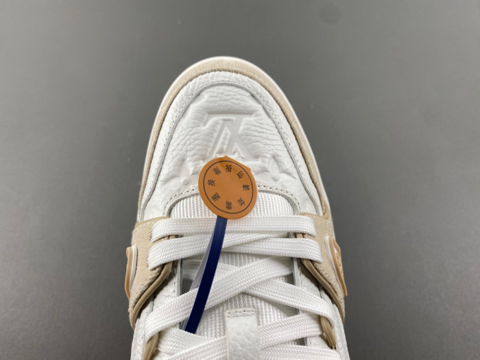 LV snekaers 206