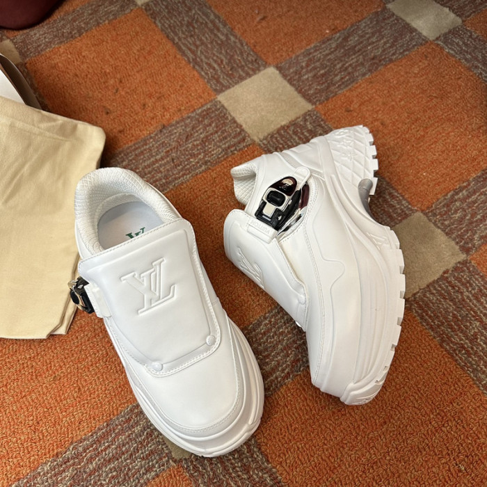 LV snekaers 115