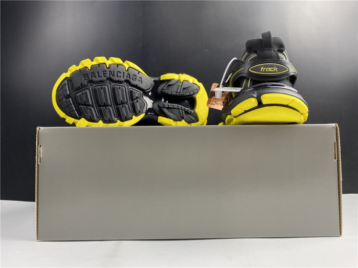 SNEAKER -20220610