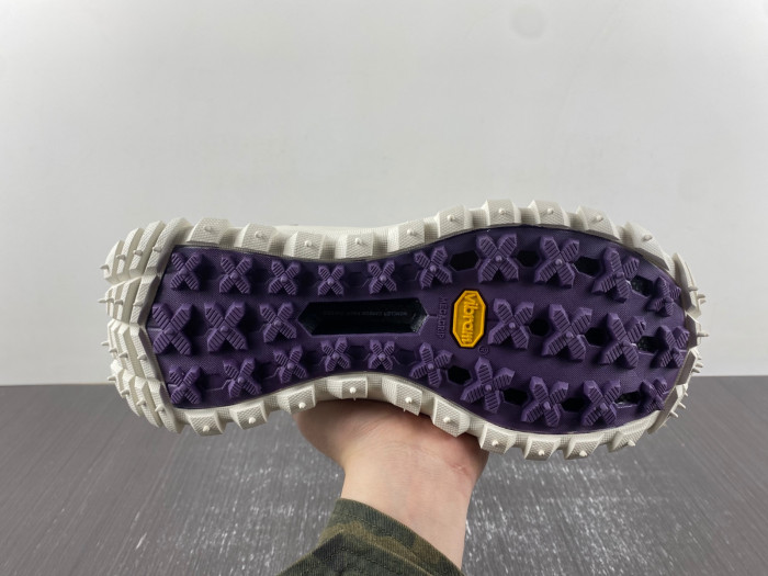 MONCLER SNEAKER 09