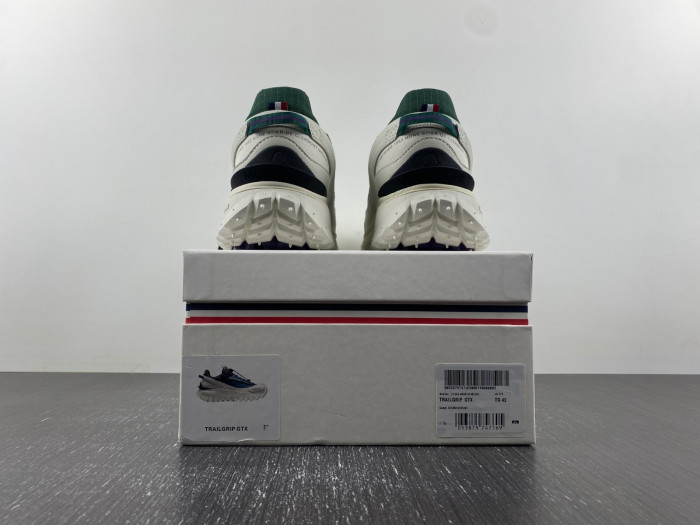 MONCLER SNEAKER 09