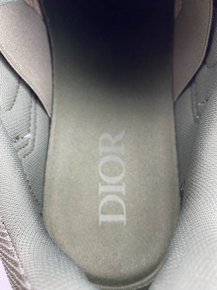 D*or b30 sneakers-09
