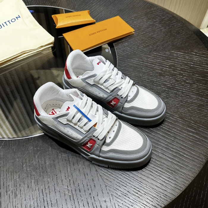 LV snekaers 172