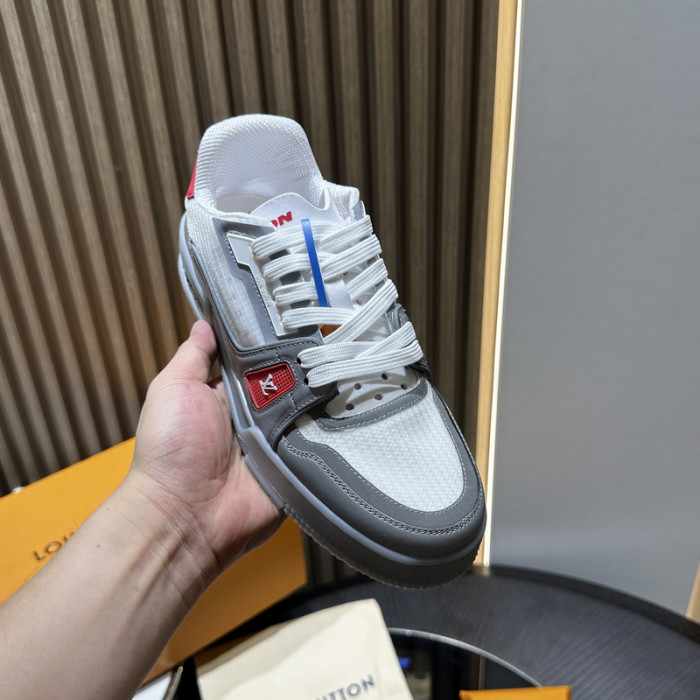 LV snekaers 172