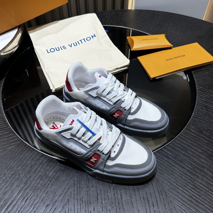 LV snekaers 172