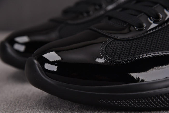 Prada 73