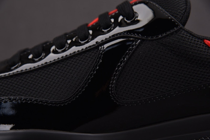 Prada 73