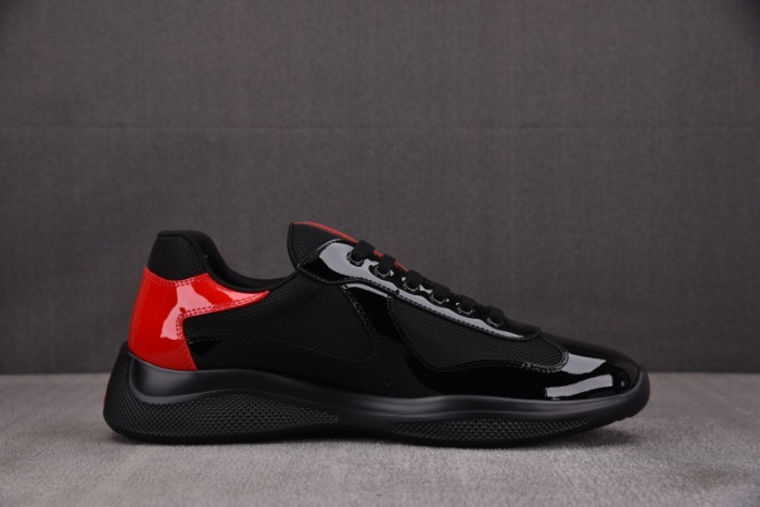 Prada 73