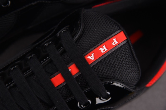 Prada 73