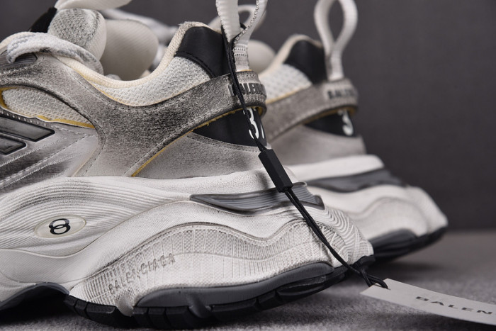 BALENCIAGA 10