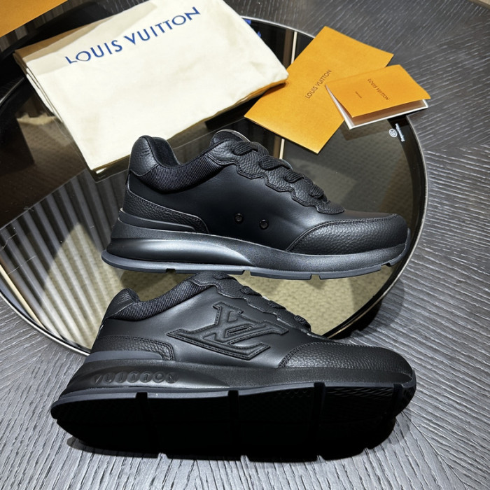 LV snekaers 163