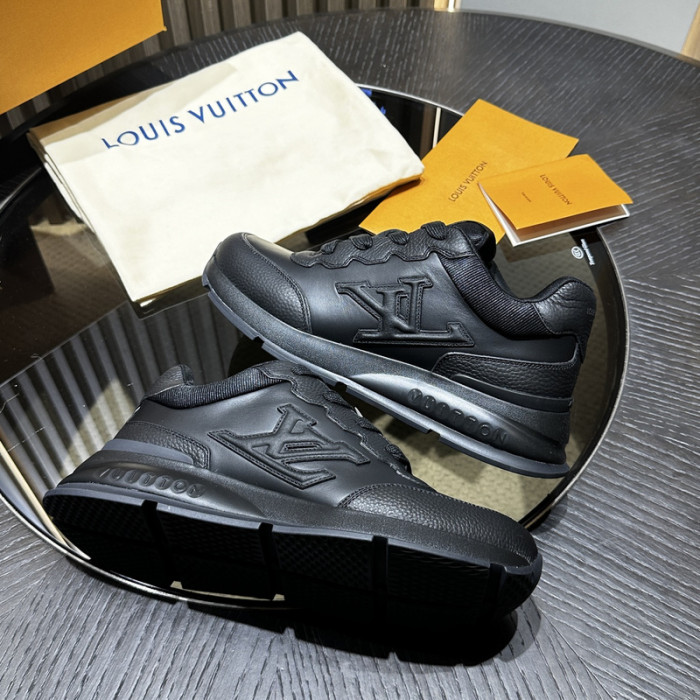 LV snekaers 163