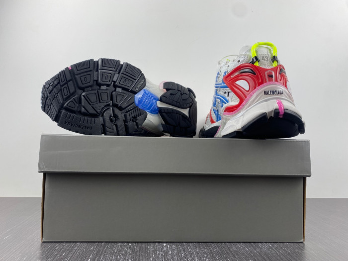 SNEAKER RUNNER 28