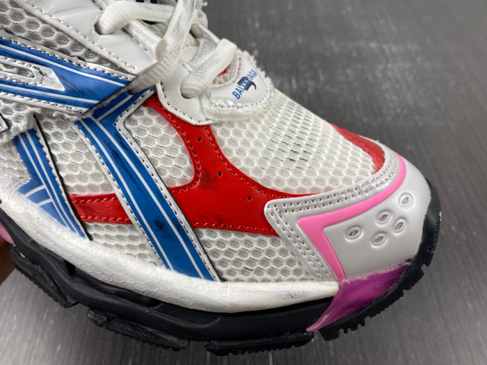 SNEAKER RUNNER 28