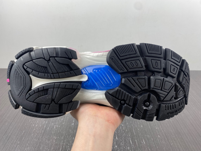 SNEAKER RUNNER 28