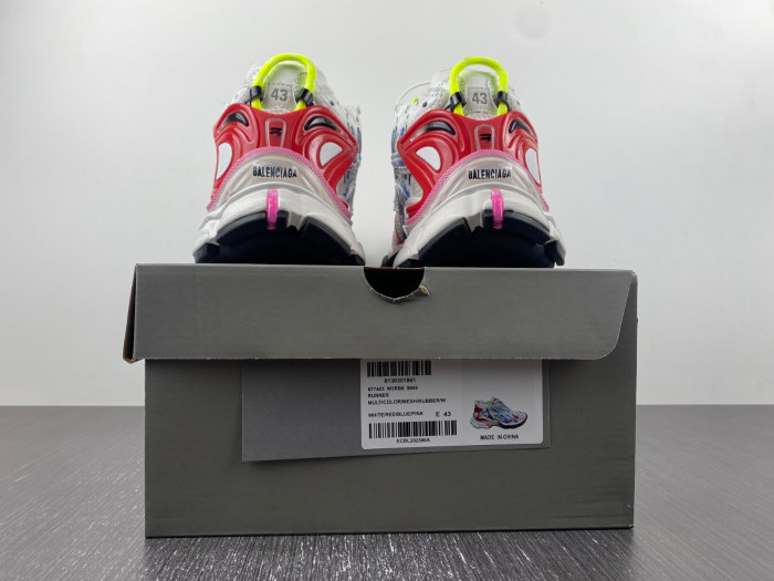 SNEAKER RUNNER 28