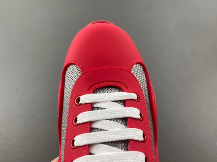 Prada 67