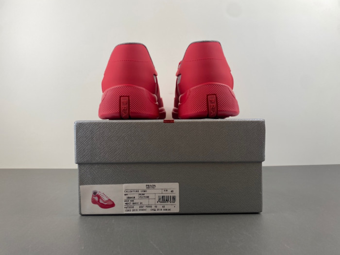 Prada 67