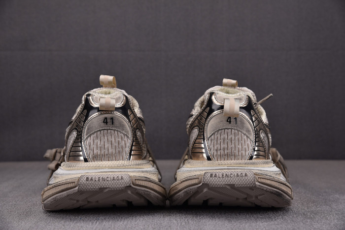 BALENCIAGA 24