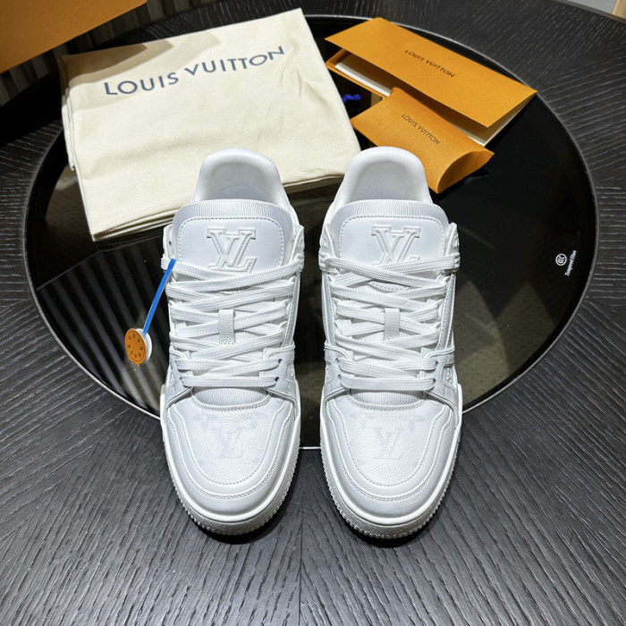 LV snekaers 151