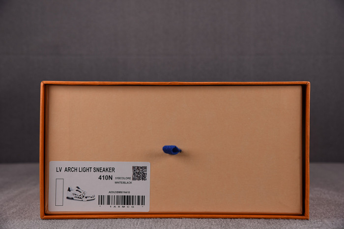 lv snekaers 77