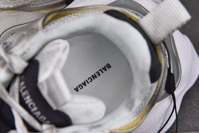BALENCIAGA 11