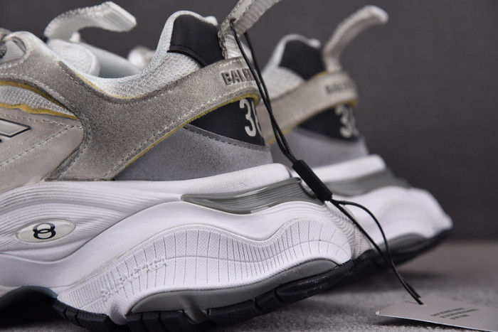BALENCIAGA 11