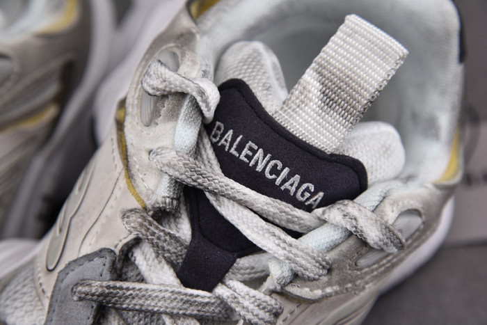 BALENCIAGA 11
