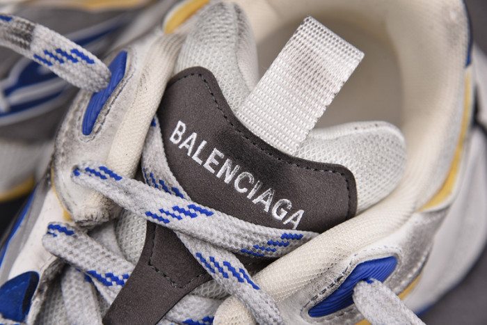BALENCIAGA 14