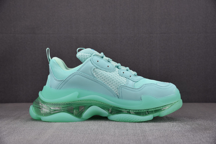 BALENCIAGA 16