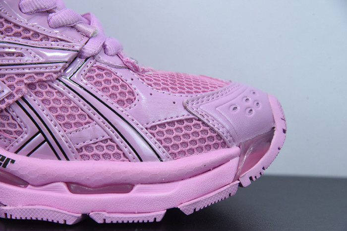 SNEAKER RUNNER 10