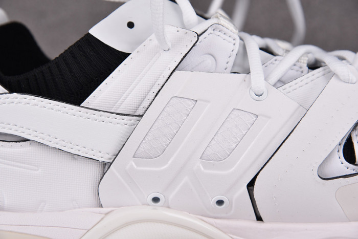 BALENCIAGA 13